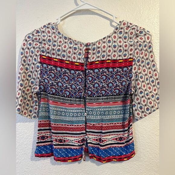 Colorful shirt size small boho - Picture 2 of 2